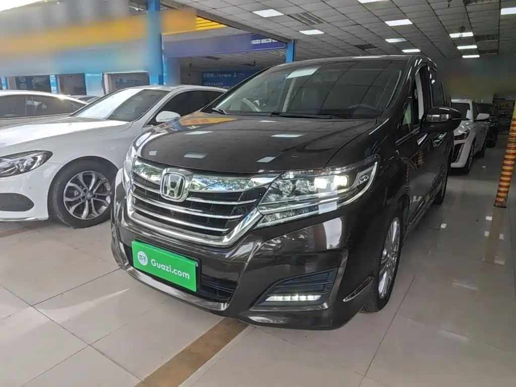 Honda Elysion — миниатюра 2