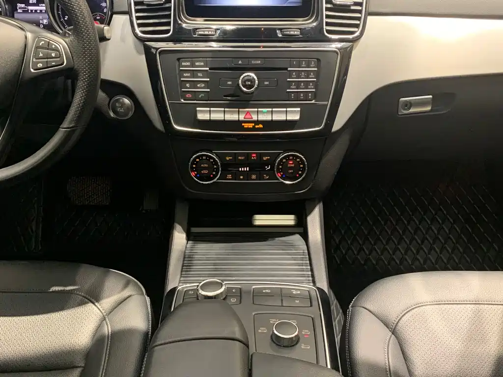 Mercedes-Benz GLE Coupe GLE 400 4MATIC Coupe SUV, фото 12