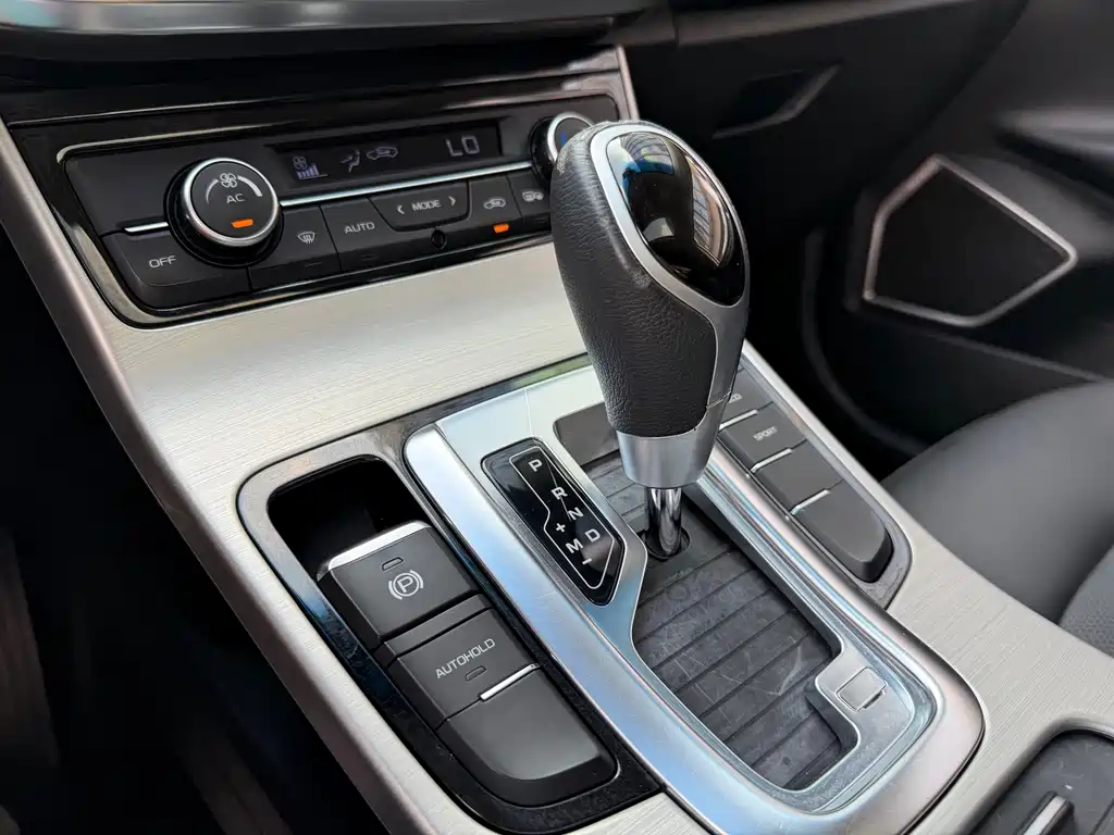 Geely Emgrand GL — миниатюра 14