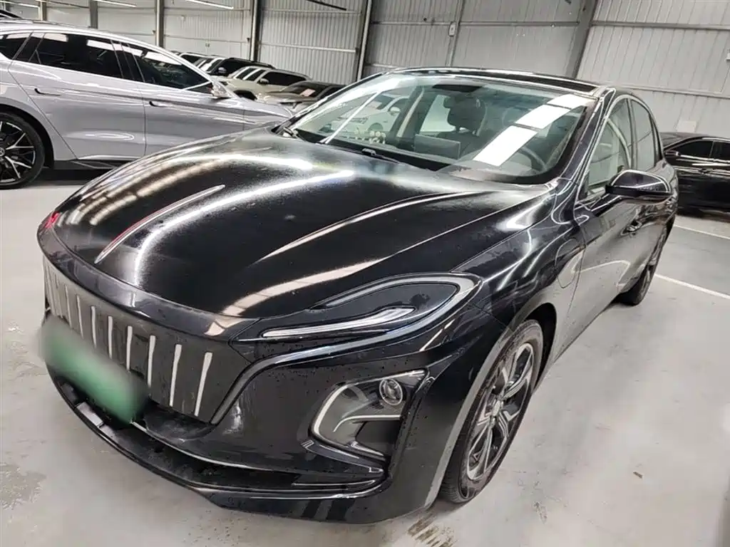Hongqi Hongqi E-QM5 2024