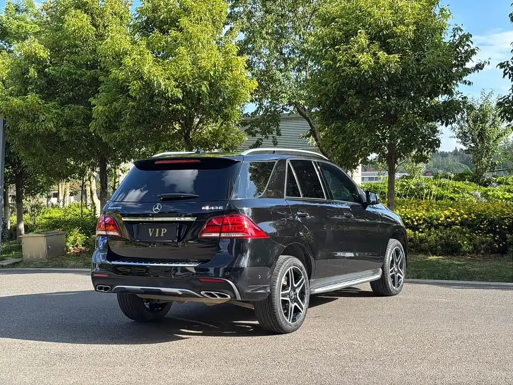 Mercedes-Benz GLE AMG — миниатюра 4