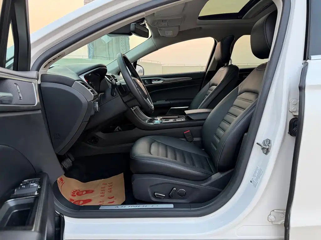 Ford Mondeo — миниатюра 11