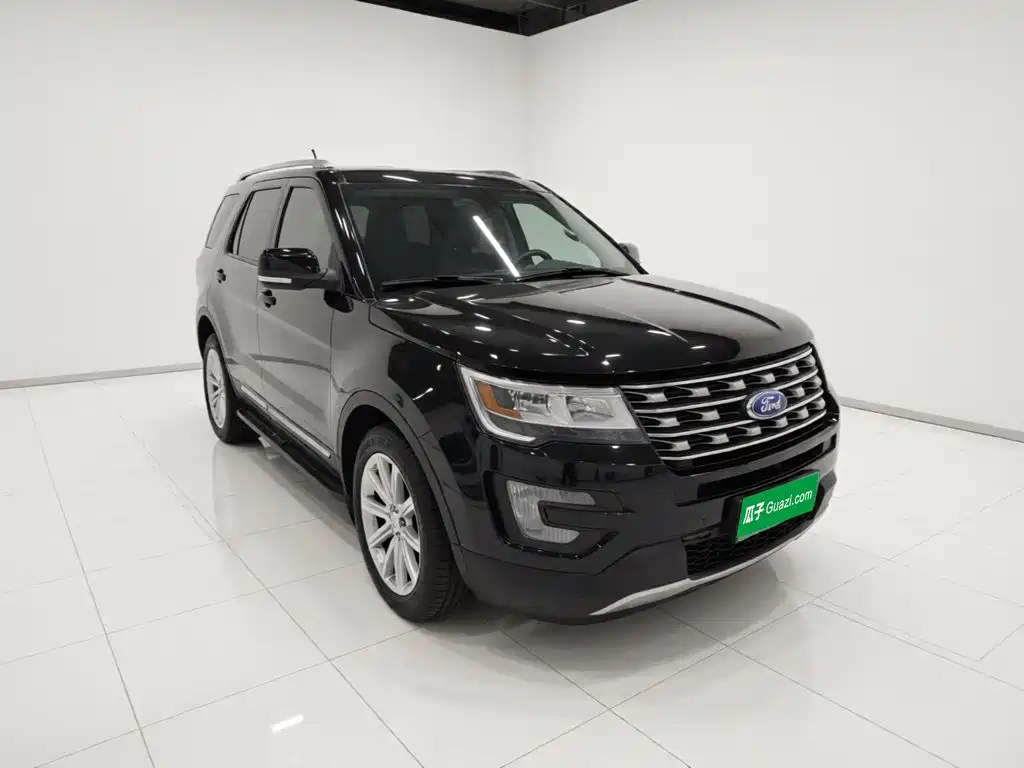 Ford Explorer (Import) — миниатюра 24