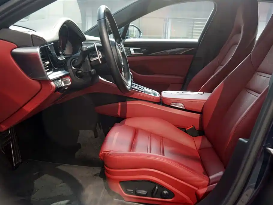 PORSCHE PANAMERA NEW ENERGY