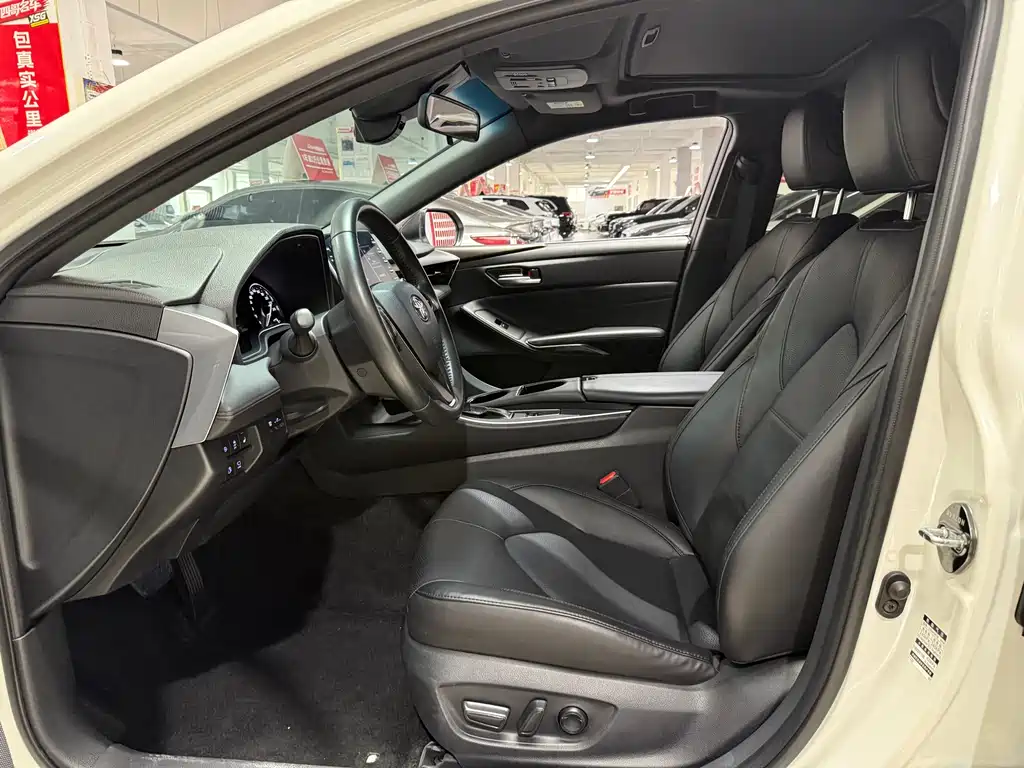 Toyota Avalon 2019 2.0L XLE Premium VI