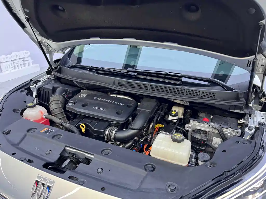 Buick GL8 Hybrid — миниатюра 26