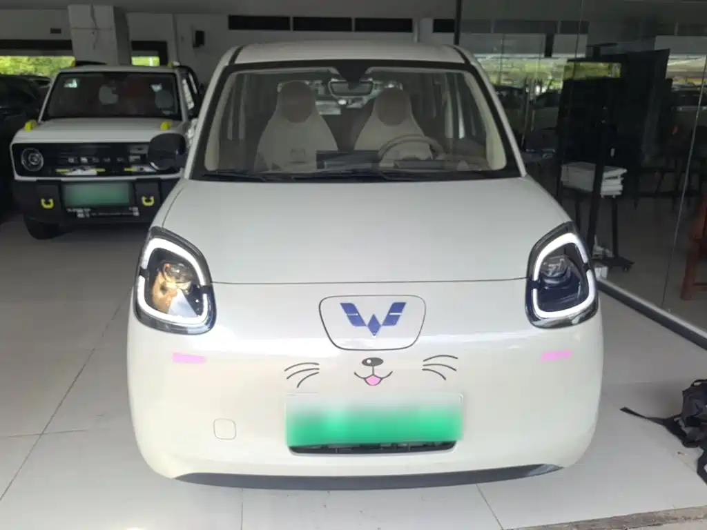 Wuling MINIEV — миниатюра 3