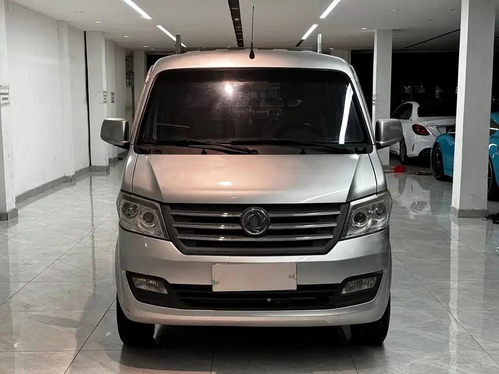 DFSK C32 — миниатюра 2