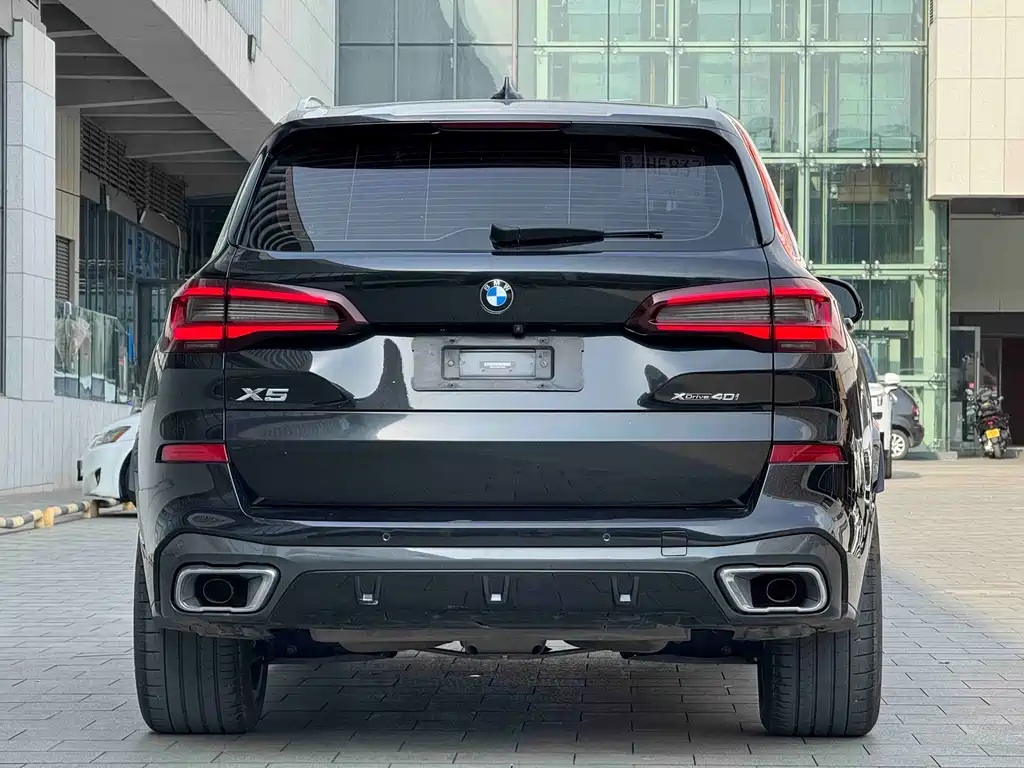 BMW X5 (Import) — миниатюра 16