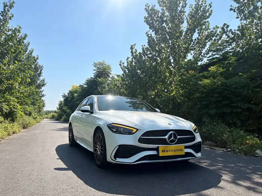 Mercedes-Benz C-Class — миниатюра 7