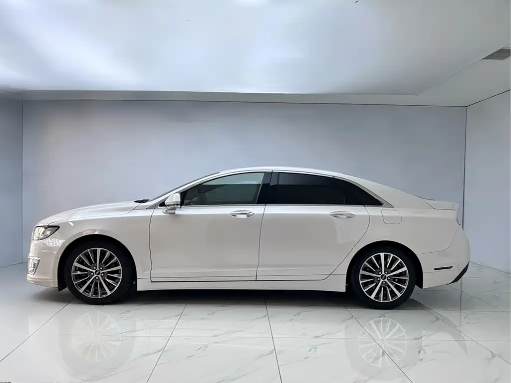 Lincoln MKZ 2019 2.0T VI