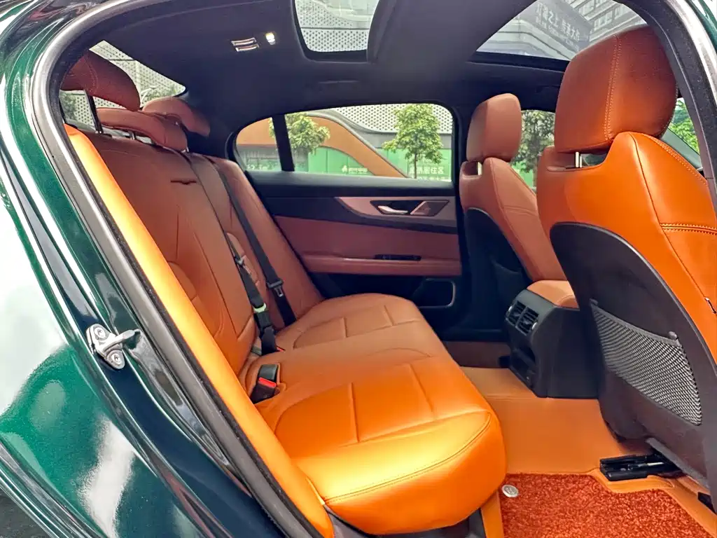 Jaguar XEL — миниатюра 8