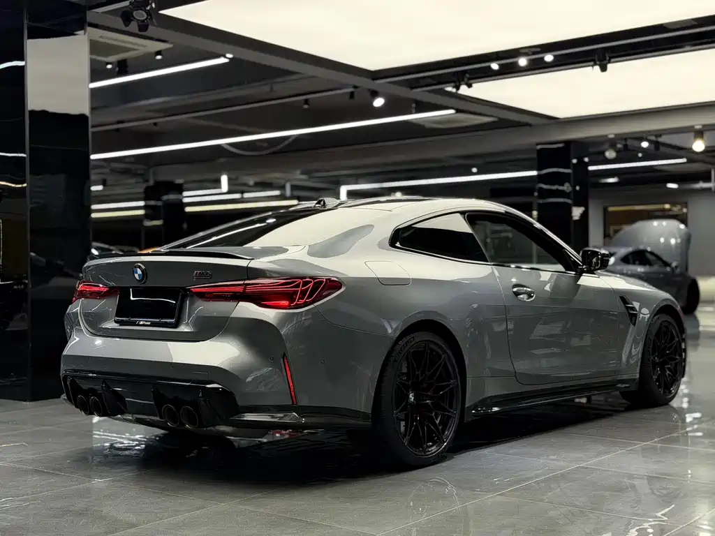 BMW M4 2024 M4 M xDrive