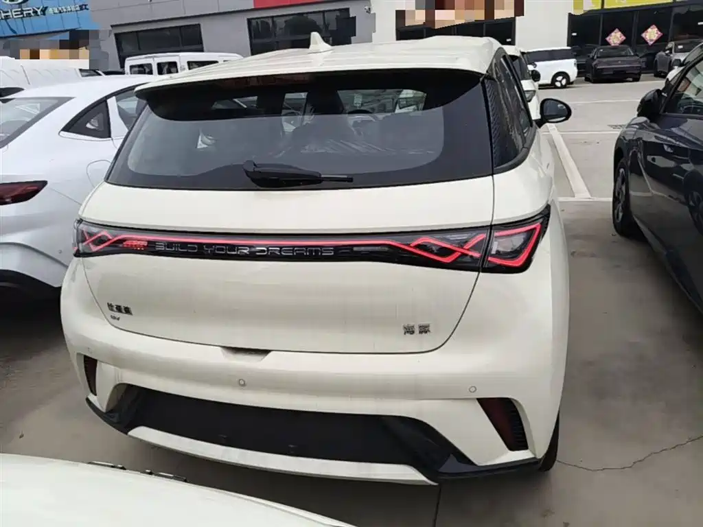 BYD Dolphin 2025 420km Freedom