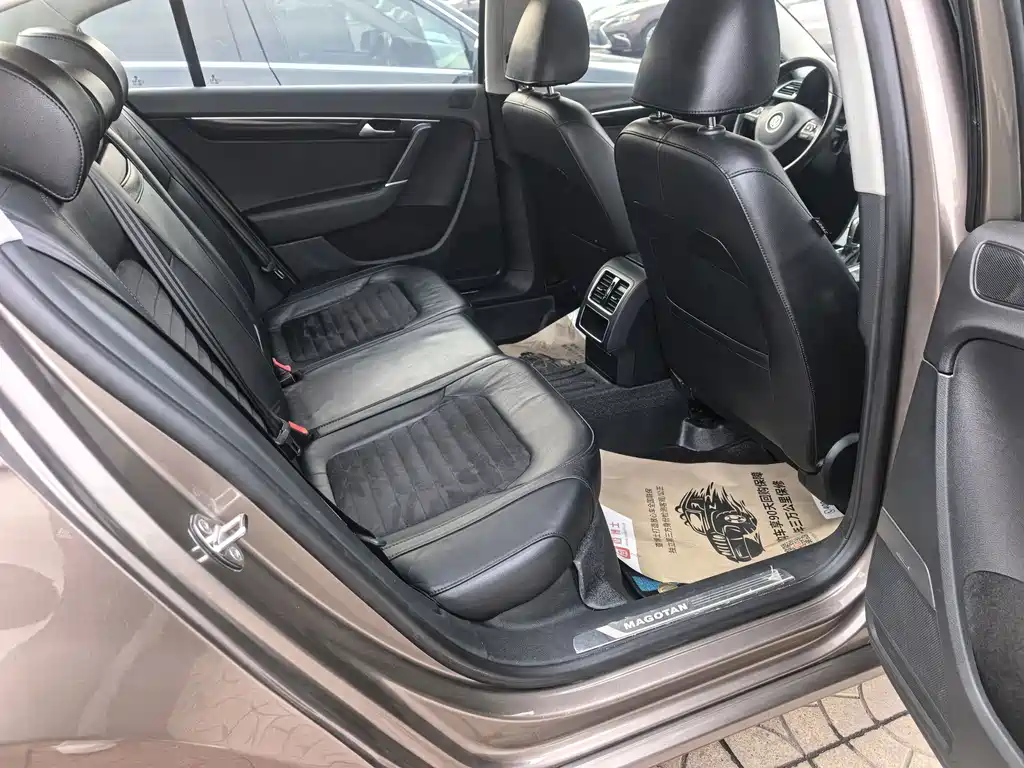 Volkswagen Magotan — миниатюра 9