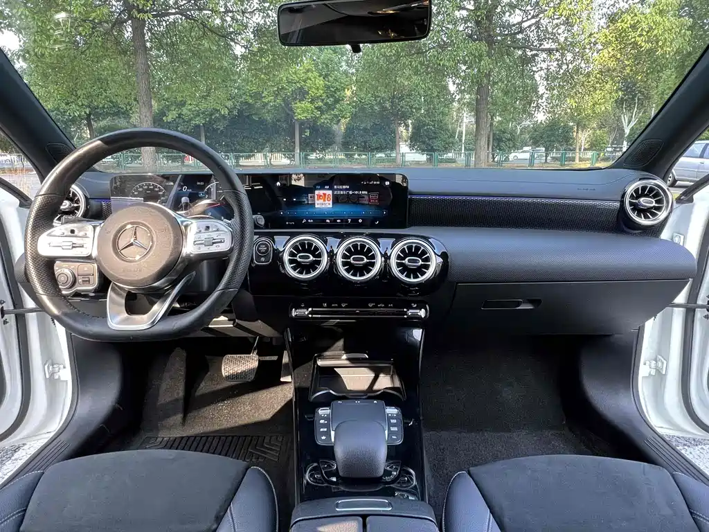 Mercedes-Benz A-Class — миниатюра 5