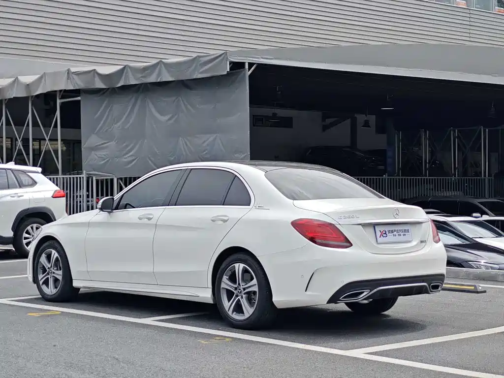 Mercedes-Benz C-Class — миниатюра 4