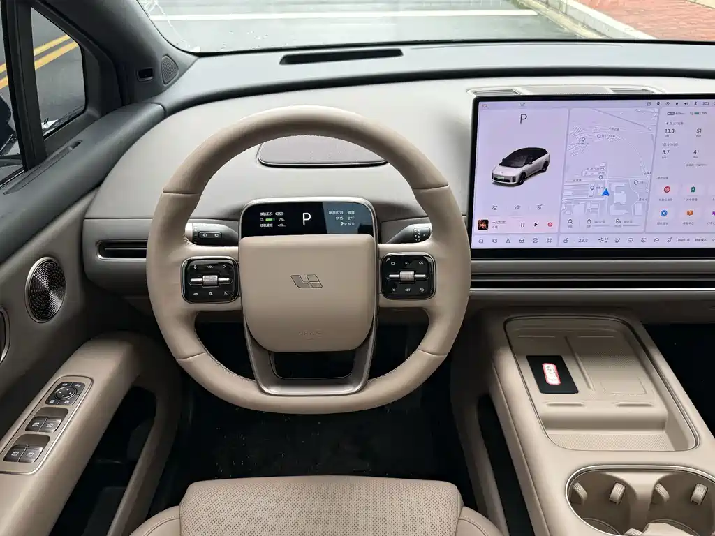 Li Auto Идеальный i6 — миниатюра 13