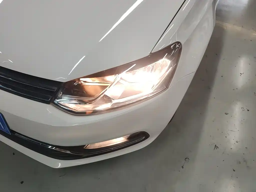 Volkswagen Polo — миниатюра 24