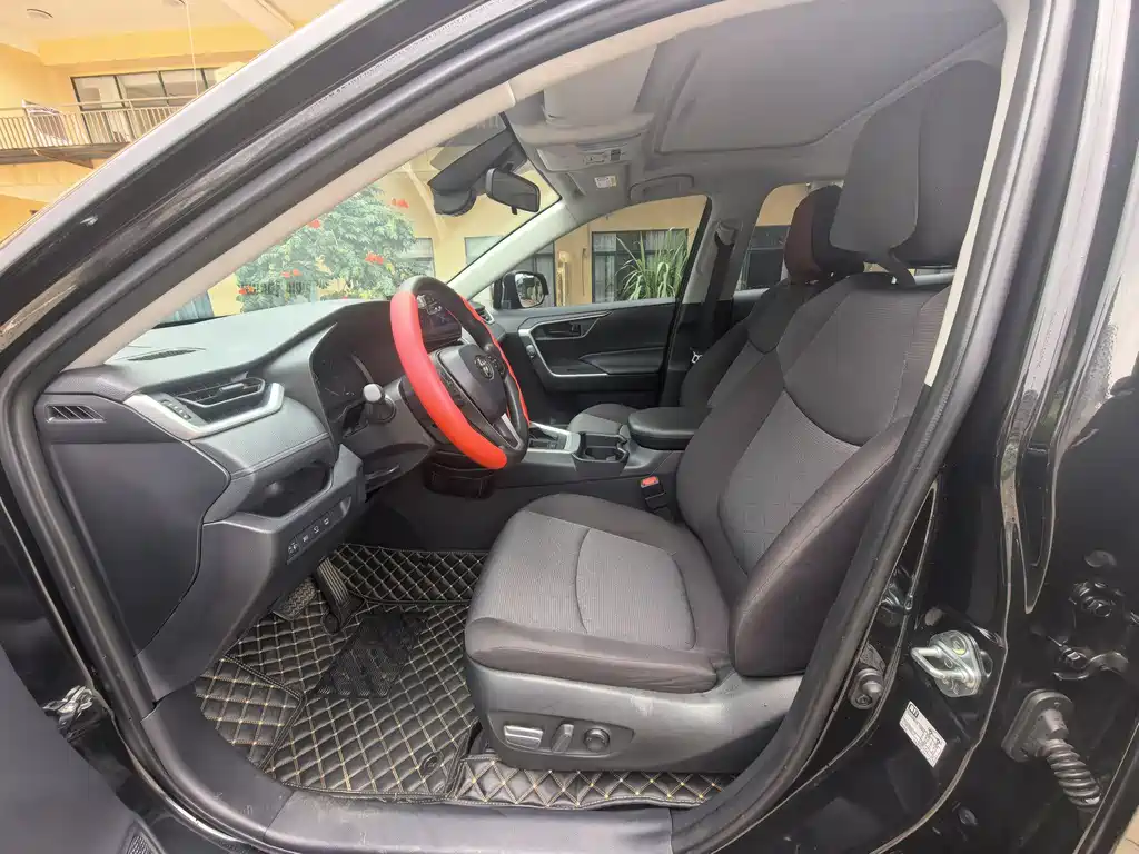 TOYOTA RAV4 RONGFANG