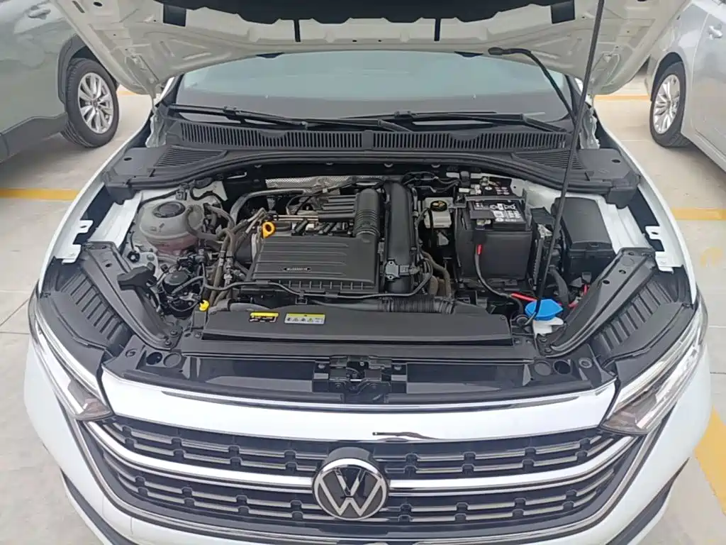 Volkswagen Sagitar — миниатюра 20
