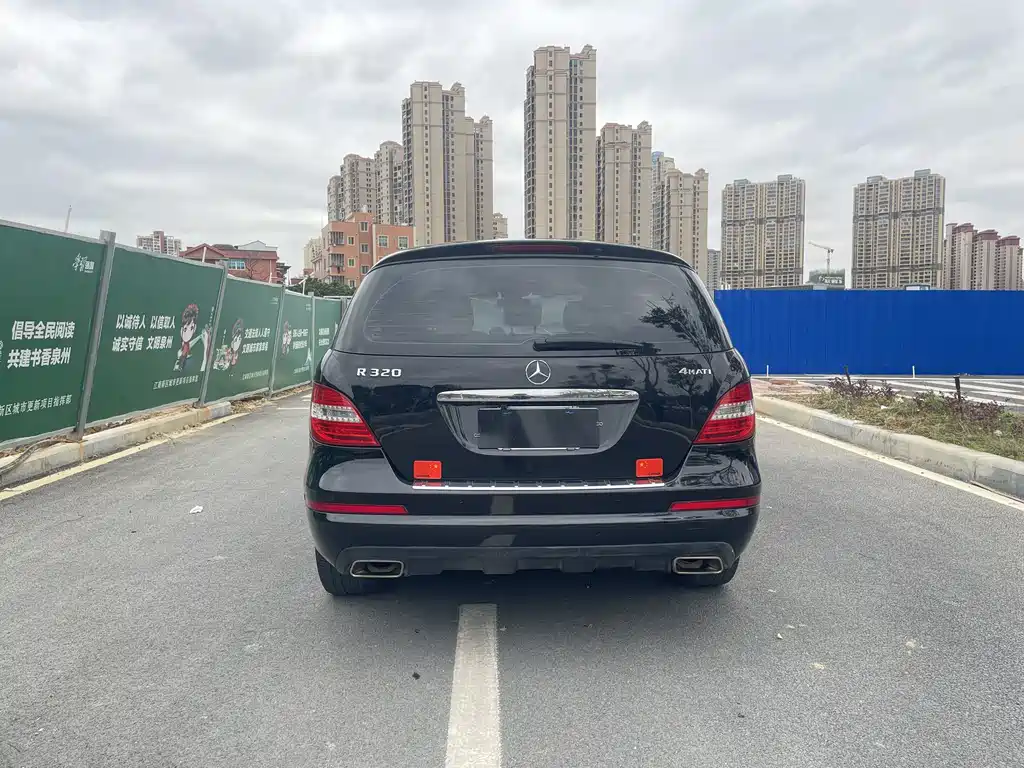 Mercedes-Benz R 2015 R 320 4MATIC Luxury