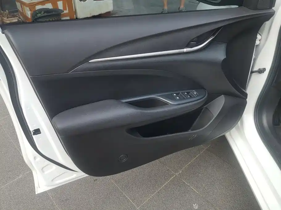 Buick Excelle — миниатюра 7