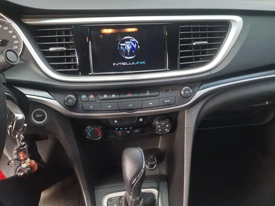 Buick Excelle — миниатюра 13