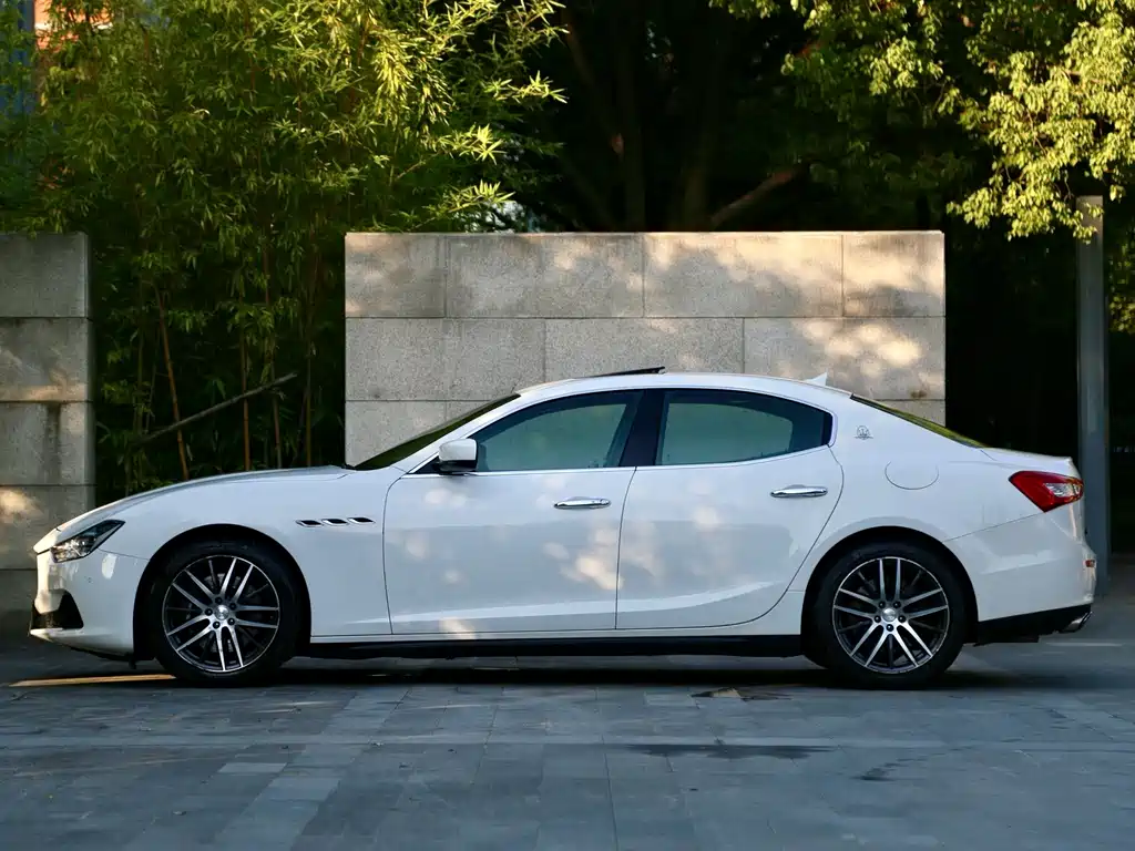 Maserati Ghibli — миниатюра 8