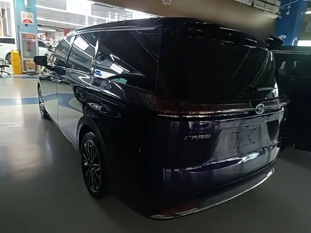 GAC Motor Trumpchi E8 PHEV — миниатюра 5