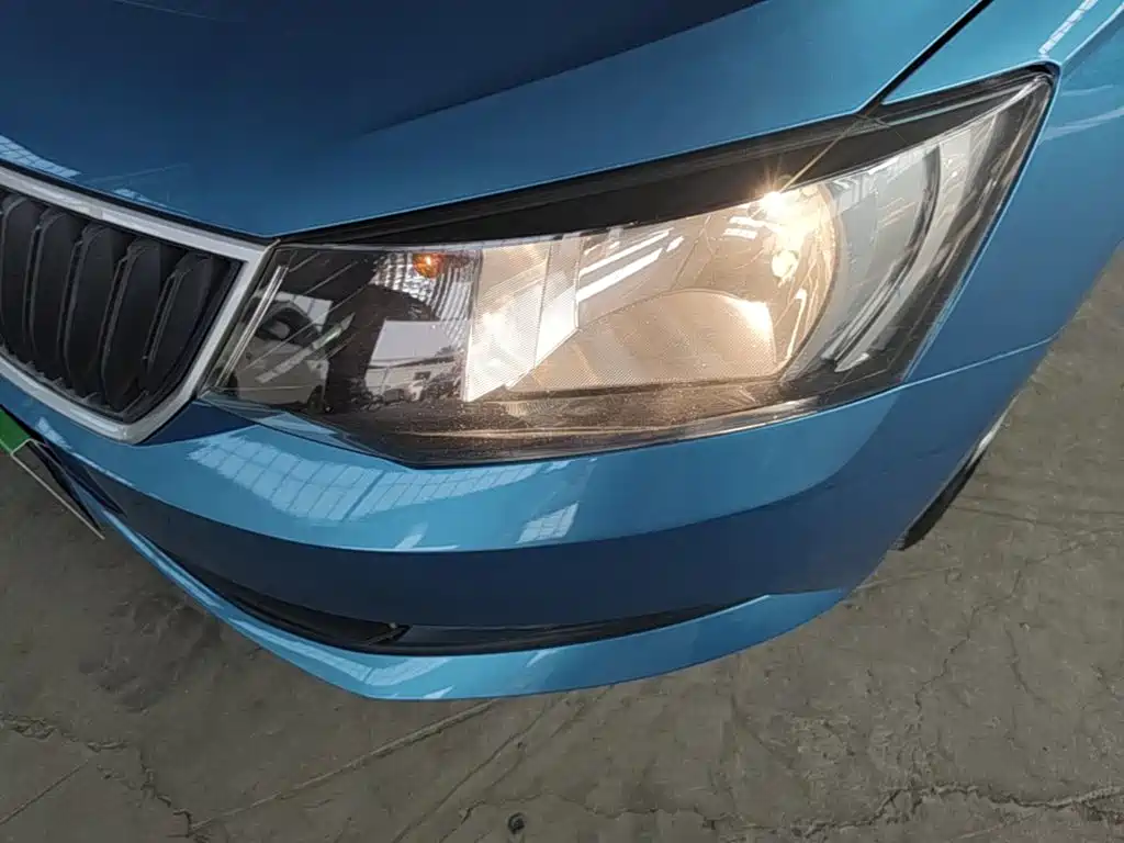 Skoda Fabia — миниатюра 24