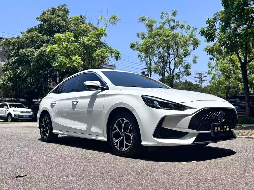 MG 5 2021 180DVVT CVT Luxury