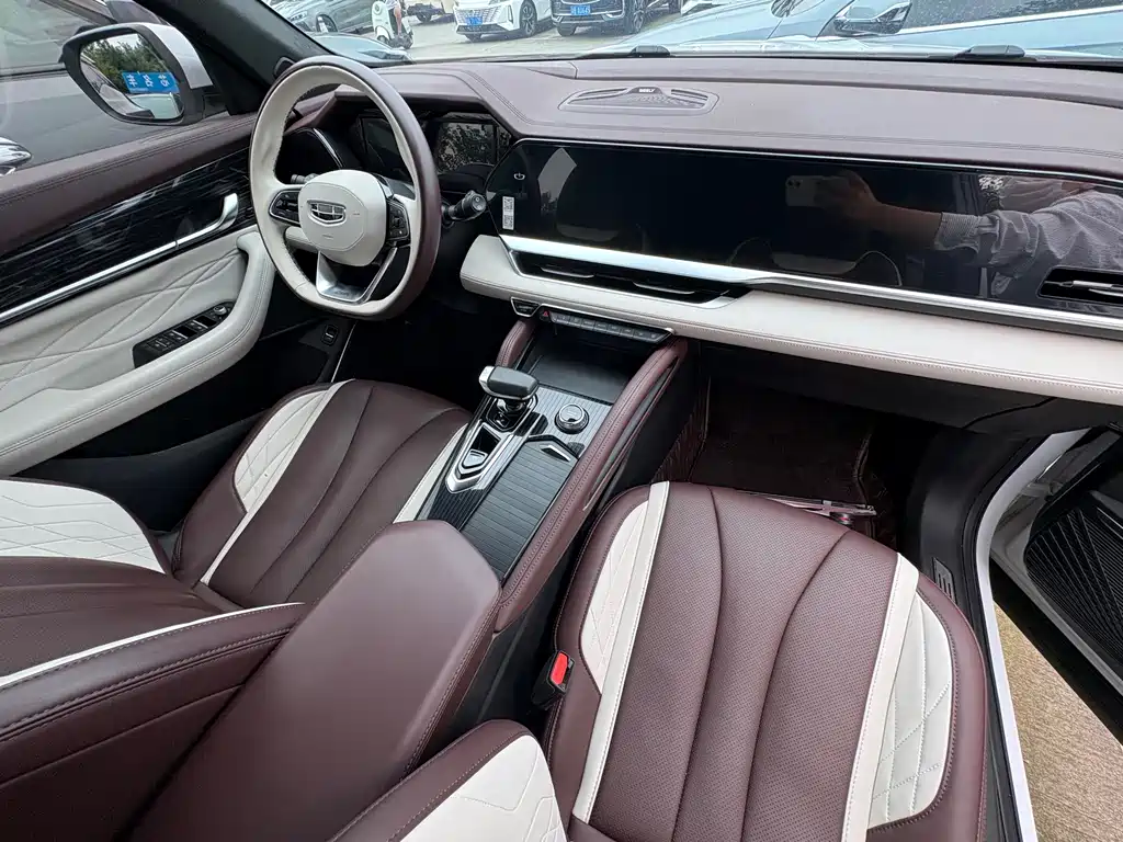 Geely Xingyue L — миниатюра 14