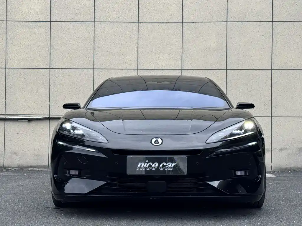 Denza Denza Z9GT — миниатюра 3