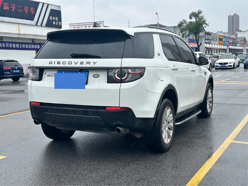 Land Rover Discovery Sport — миниатюра 9