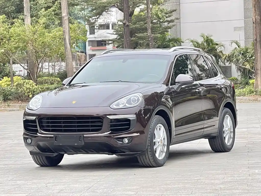 PORSCHE CAYENNE