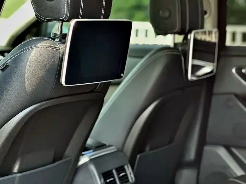 Land Rover Velar — миниатюра 9