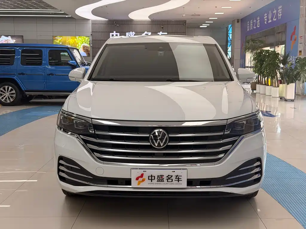 Volkswagen Viloran 2020 380TSI Luxury