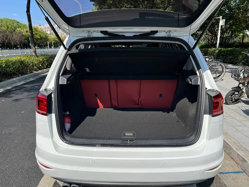 Volkswagen Golf Sportsvan — миниатюра 16