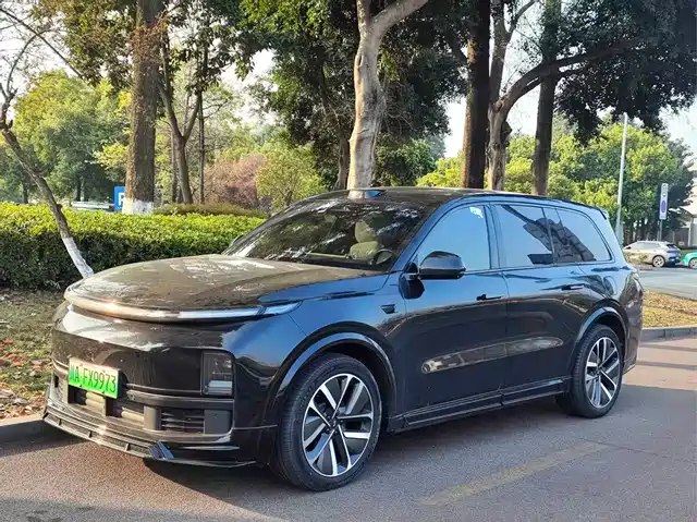 Li Auto IDEAL L9 2023