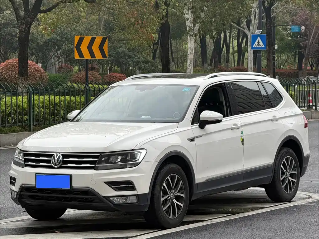 Volkswagen Tiguan L 2019