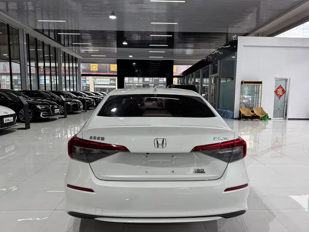 Honda Civic — миниатюра 4