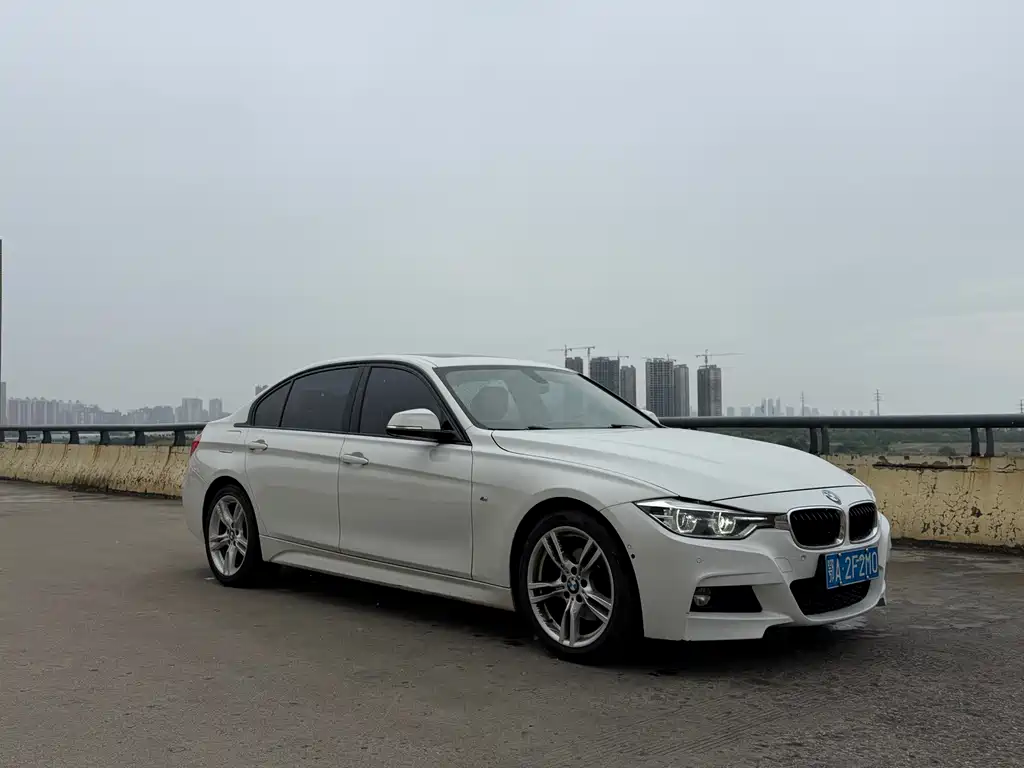 BMW 3 Series — миниатюра 3
