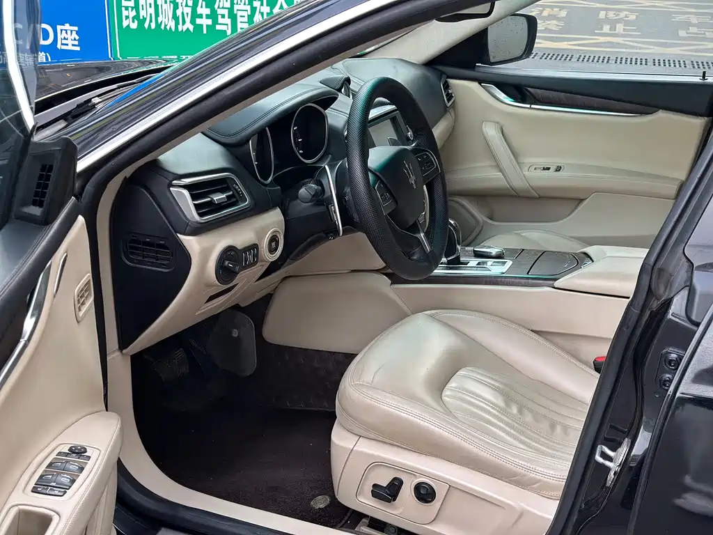 Maserati Ghibli 3.0T S, фото 9