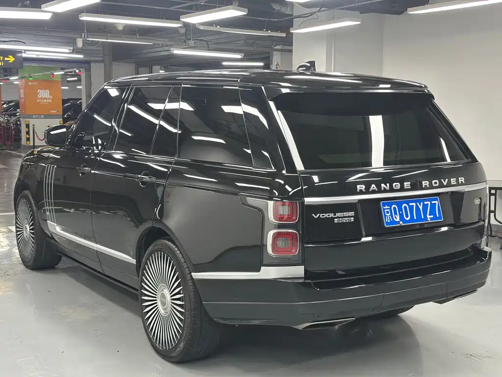 Land Rover Range Rover — миниатюра 6