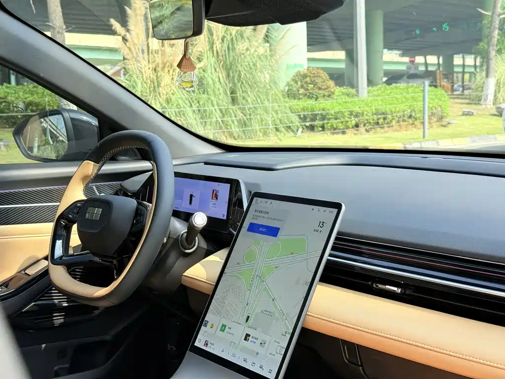 GEELY GALAXY GALAXY L6