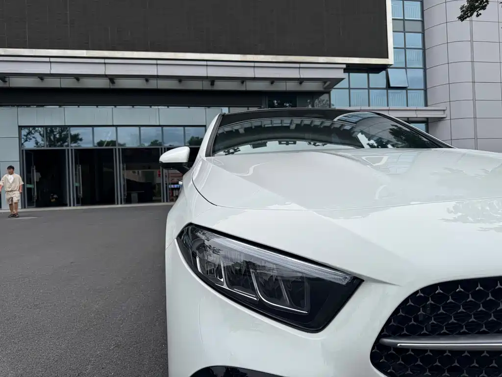 Mercedes-Benz A-Class — миниатюра 4