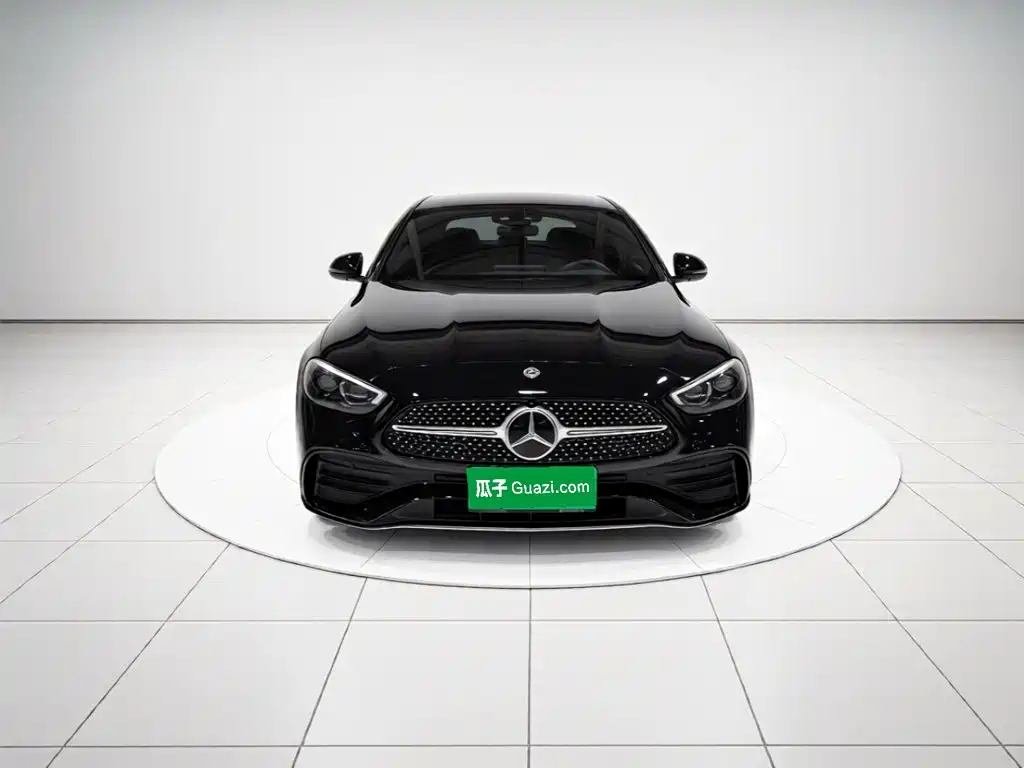 Mercedes-Benz C-Class — миниатюра 2