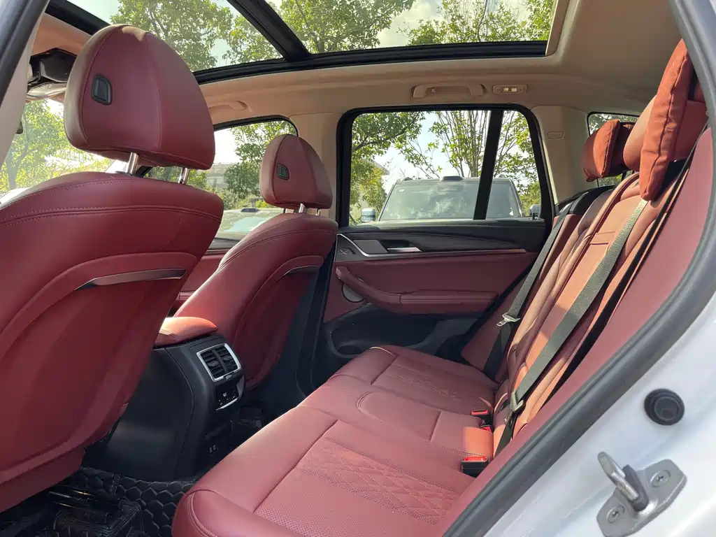 BMW X3 — миниатюра 8
