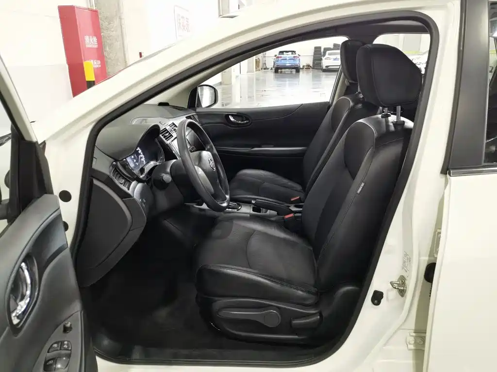 Nissan Tiida 2014 1.6L CVT